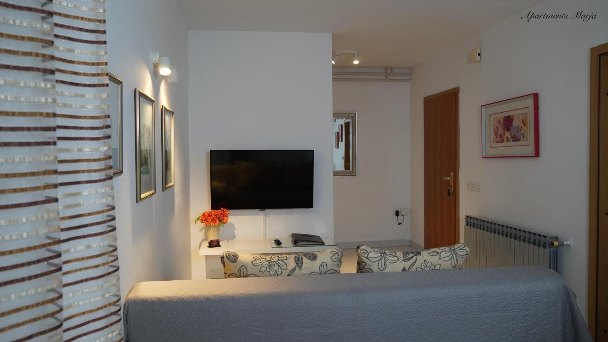 Apartments Marja Njivice Bagian luar foto